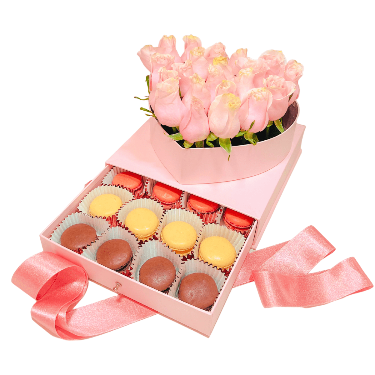 My Queen | Surprise flower box with french macaroons - My Queen