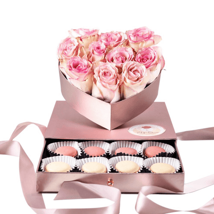 QUEEN | Flowers and macarons Surprise Gift Box - My Queen