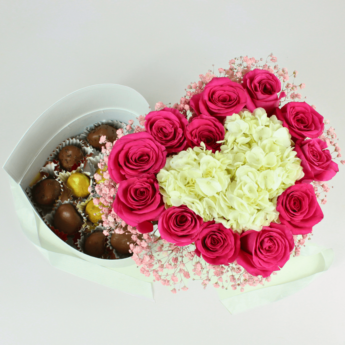 She's lovely | Surprise flower box with strawberries in chocolate - My Queen